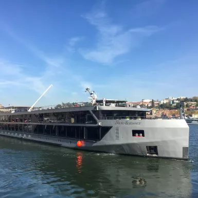 Exterior side shot of the Douro Elegance ship