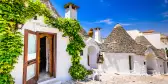 Trullo houses with conical roofs in Alberobello, Puglia, Italy